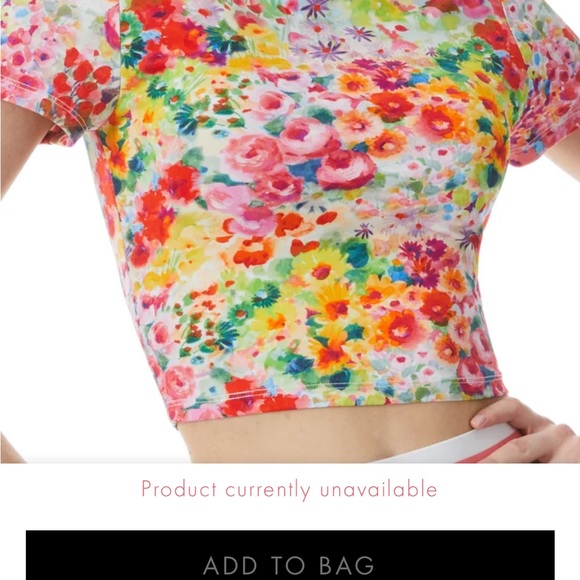 Alice + Olivia Cindy Floral Cropped Tee - Picture 4 of 5